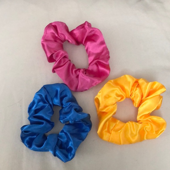 Satin Hair Scrunchies-Set of 3- mix color as photo - Picture 2 of 7